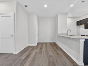 4800 W Lovers Lane  501, Dallas Texas 75209