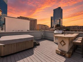 408 E 6th Street , Fort Worth Texas 76102