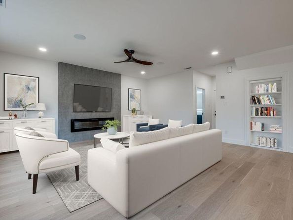 1018  Grandview Avenue , Dallas Texas 75223
