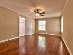 3800  El Campo Avenue , Fort Worth Texas 76107