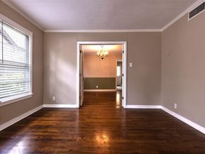 3800  El Campo Avenue , Fort Worth Texas 76107