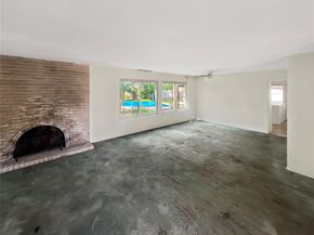 1801  Plantation Road , Garland Texas 75044