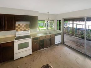1801  Plantation Road , Garland Texas 75044