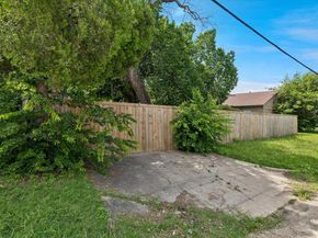 5142  N Hall Street , Dallas Texas 75235