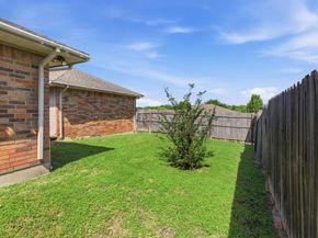 119  Larchbrook Drive , DeSoto Texas 75115