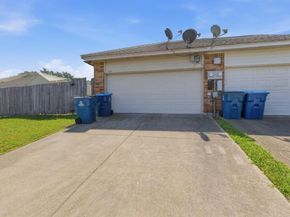 119  Larchbrook Drive , DeSoto Texas 75115