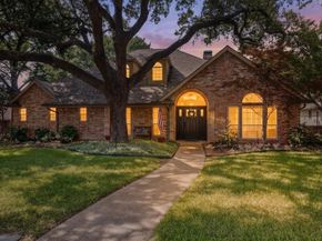 6917  Truxton Drive , Dallas Texas 75231
