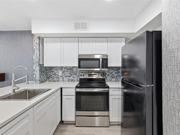 9815  Walnut Street  114, Dallas Texas 75243