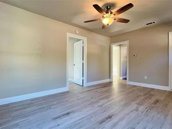 4133  Alamo Avenue , Fort Worth Texas 76107