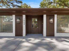1800  Bois D ARC Drive , Arlington Texas 76013