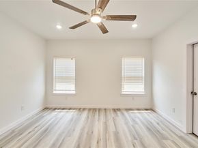1405 E Maddox Avenue , Fort Worth Texas 76104