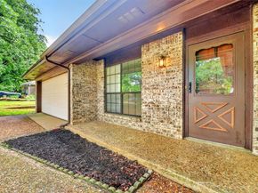 304  Shady Lane , Azle Texas 76020