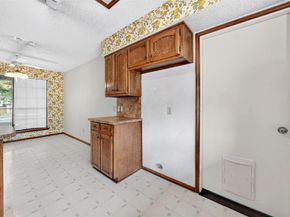 304  Shady Lane , Azle Texas 76020