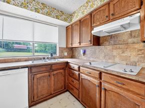 304  Shady Lane , Azle Texas 76020