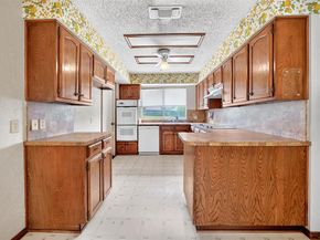 304  Shady Lane , Azle Texas 76020