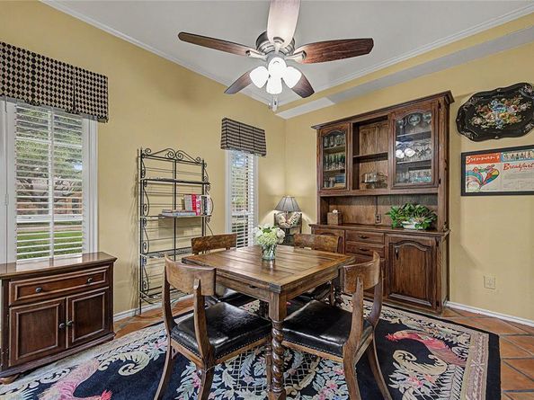 5831  London Lane , Dallas Texas 75252
