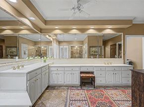5831  London Lane , Dallas Texas 75252
