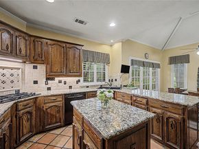 5831  London Lane , Dallas Texas 75252