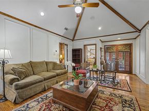 5831  London Lane , Dallas Texas 75252
