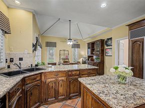 5831  London Lane , Dallas Texas 75252