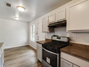 2526  Exeter Avenue , Dallas Texas 75216