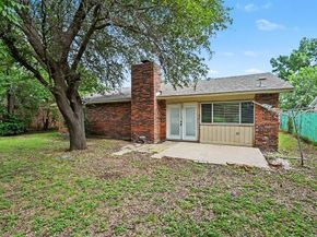 7813  Acapulco Road , Fort Worth Texas 76112