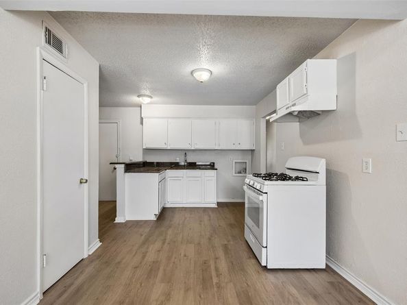 5170  Cardiff Street , Dallas Texas 75241