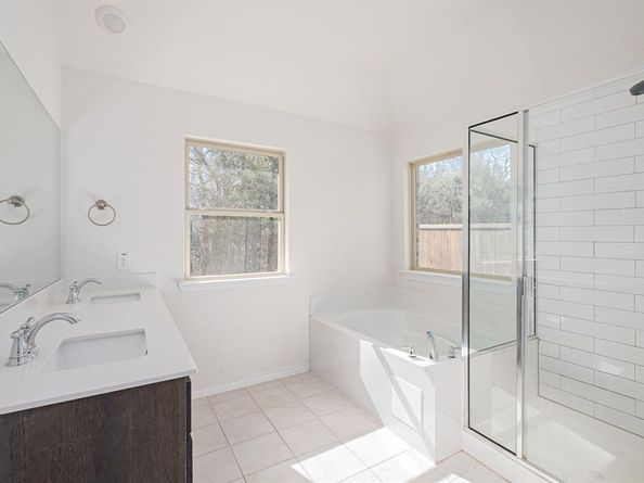 1500  Elizabeth Street , Anna Texas 75409