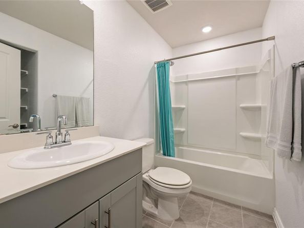 1713  Gold Mine Trail , Aubrey Texas 76227