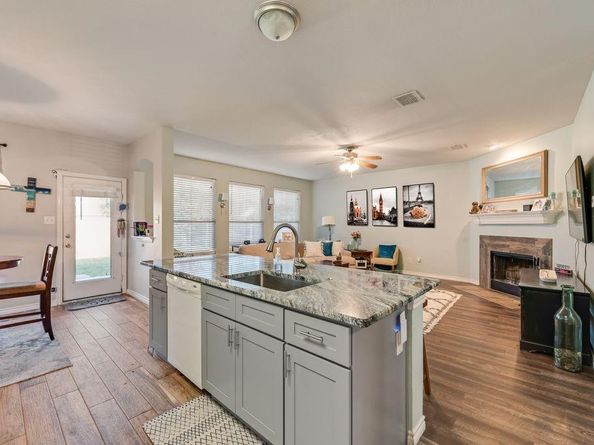 3119  Summer Grove Court , Mansfield Texas 76063