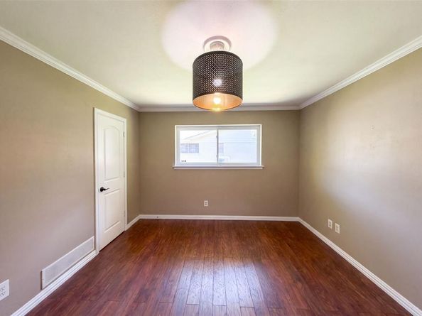 1115 N Waterview Drive , Richardson Texas 75080