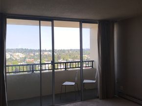4540 8th Avenue NE 2004, Seattle WA 98105