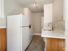 321 Boylston Avenue E 202, Seattle WA 98102