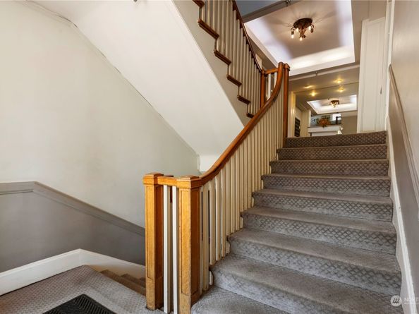 321 Boylston Avenue E 202, Seattle WA 98102