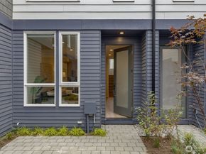 8045 E Mary Avenue NW, Seattle WA 98117