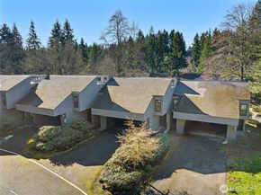 6439 139th Avenue NE 19, Redmond WA 98052