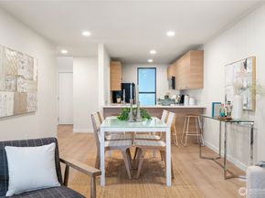 6439 139th Avenue NE 19, Redmond WA 98052