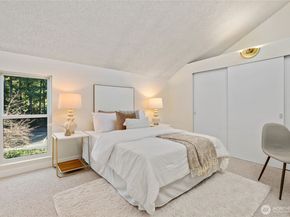 6439 139th Avenue NE 19, Redmond WA 98052