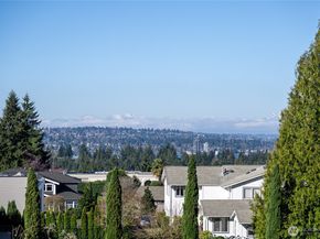 Undisclosed Address #2476214, Clyde Hill WA 98004