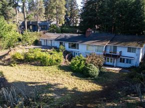 Undisclosed Address #2476214, Clyde Hill WA 98004