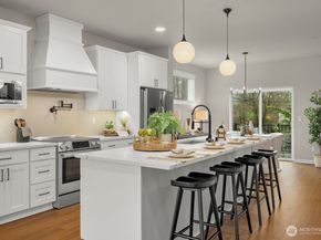 16823 Alder Way J1, Lynnwood WA 98037