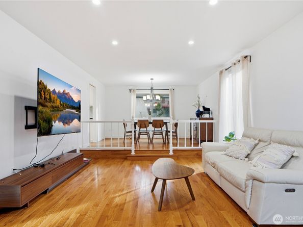 6316 151st Avenue NE, Redmond WA 98052