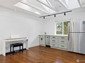 6316 151st Avenue NE, Redmond WA 98052