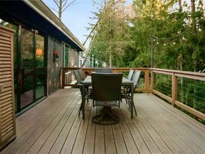 4017 239th Place SE, Sammamish WA 98029