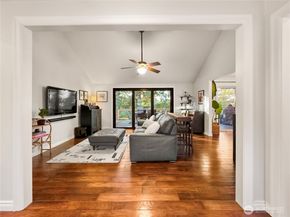 4017 239th Place SE, Sammamish WA 98029