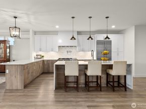 6921 55th Avenue S, Seattle WA 98118