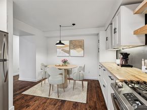 2210 Grade Road 7, Lake Stevens WA 98258