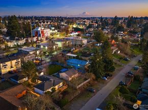 8818 22nd Avenue SW, Seattle WA 98106