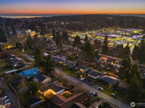 8818 22nd Avenue SW, Seattle WA 98106