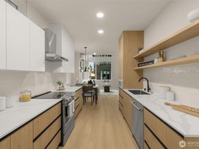 1123 A 10th Avenue E, Seattle WA 98102